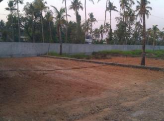 Residential Land for Sale in Ernakulam, Aluva, West kadungalloor, Vrindawan Bus Stop
