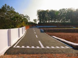 Residential Land for Sale in Ernakulam, Chottanikkara, Thiruvaniyoor, https://maps.google.com/maps?q=9.9368948%2C76.4137843&z=17&hl=en