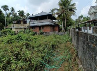 Residential Land for Sale in Ernakulam, Aluva, Kadungalloor