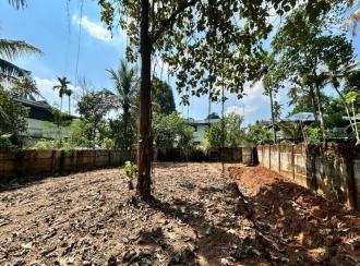 Residential Land for Sale in Thrissur, Thrissur, Vallachira