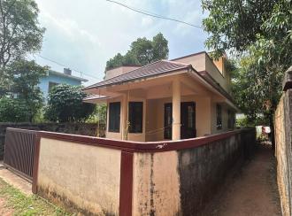 Residential House Villa for Sale in Thrissur, Ayyanthole, Ayyanthole