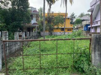 Residential Land for Sale in Ernakulam, Vennala, Vennala, Vattomthitta Road