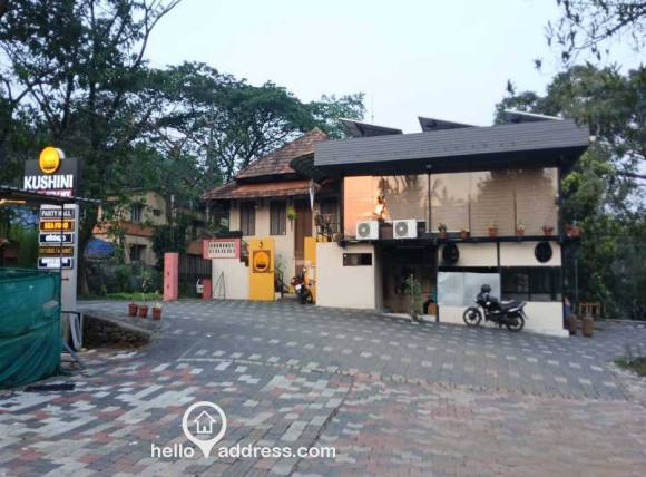 Commercial Building for Sale
