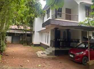 Residential House Villa for Sale in Kozhikode, Feroke , Feroke college
