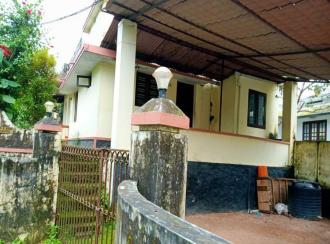 വാസയോഗ്യമായ വീട് / ഉല്ലാസഭവനം വാടകയ്ക്ക് 