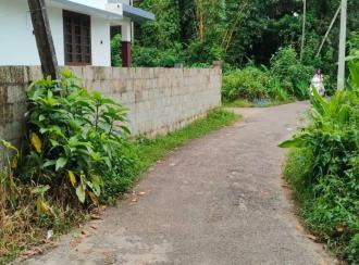 Residential Land for Sale in Ernakulam, Paravur, Chendamangalam