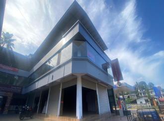 Commercial Building for Rent in Ernakulam, Piravom, Pampakuda