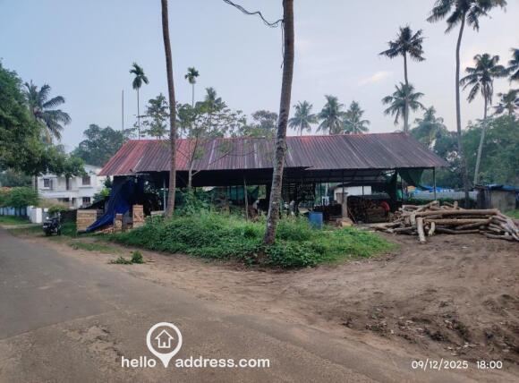 Commercial Building for Sale