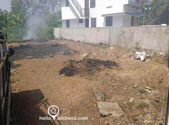 5 cent east facing plot in Thaliyal