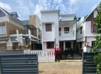 Residential House Villa for Sale in Ernakulam, Aluva, Pukkattupady