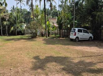 Residential Land for Sale in Thrissur, Kodungallur, Kodungallur, Parapulli bazar