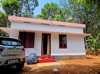 Residential House Villa for Sale in Pathanamthitta, Adoor, Adoor, maroon