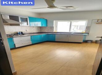 Residential Apartment for Sale in Ernakulam, Ernakulam town, Marine drive