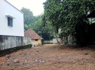 Residential Land for Sale in Kollam, Kollam, Chinnakkada, Vadayattukotta Near Disrtict Hosptal and State Transport Bus Stand