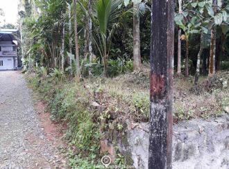 Residential Land for Sale in Thrissur, Chalakudy, Elanjipra , Near Unnikal temple