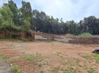 Residential Land for Sale in Ernakulam, Kanayannur, Kanayannur, Kureekad Kottayathupara Road (Namburisshan Mala Road)