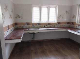 Residential House Villa for Sale in Ernakulam, Angamaly, Poothamkutty, Kotai Bus Stop Road, Athani