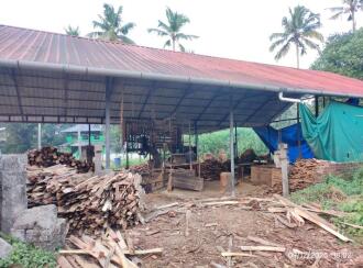 Commercial Building for Sale in Thrissur, Ollur, Thaikkattussery, Kattukuzhy Road