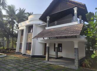 Residential House Villa for Sale in Ernakulam, Angamaly, Kidangoor