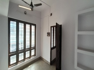 Commercial Building for Sale in Kottayam, Pala, Ramapuram, Ramapuram-Koothattukulam District Major Road