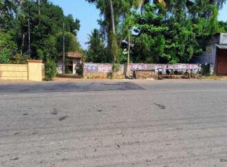 Residential Land for Sale in Ernakulam, Aluva, U C College, aluva to North paravur main road