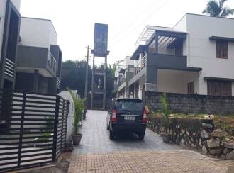 Residential House Villa for Sale in Trivandrum, Thiruvananthapuram, Karyavattom