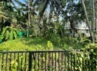 Residential Land for Sale in Kottayam, Vaikom, Vadakkemuri, https://maps.google.com/?q=9.762779,76.409317