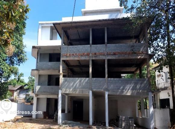 Commercial Building for Lease