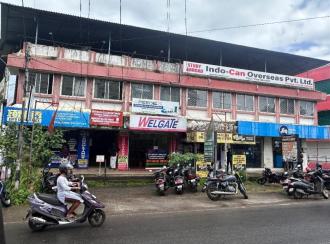 Commercial Building for Sale in Pathanamthitta, Pathanamthitta, Makkamkunnu