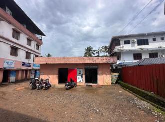 Commercial Building for Sale in Pathanamthitta, Pathanamthitta, Makkamkunnu