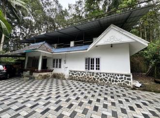 Residential House Villa for Sale in Pathanamthitta, Thiruvalla, Kumbanad