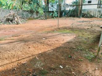 വാസയോഗ്യമായ ഭൂമി വില്പനയ്ക്ക് എറണാകുളം, Aluva, Aluva, Nedumbassery Post Office Junction