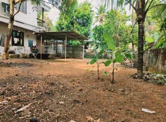 വാസയോഗ്യമായ ഭൂമി വില്പനയ്ക്ക് എറണാകുളം, Aluva, Aluva, Nedumbassery Post Office Junction