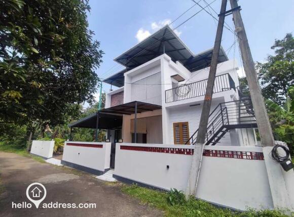 3/4th Right front view