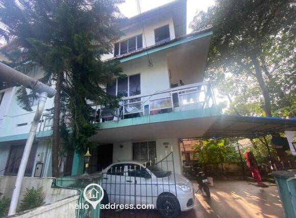 Commercial Building for Sale