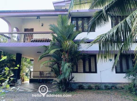 10 cent land with house for sale, or 10 cent land for sale