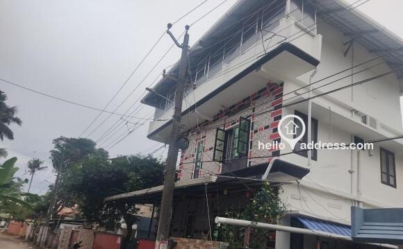 വാസയോഗ്യമായ വീട്  / ഉല്ലാസഭവനം വില്പനയ്ക്ക് 