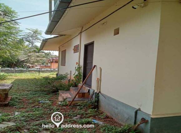 Exit from the house to the fish farm