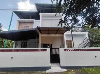 Residential House Villa for Sale in Thrissur, Chalakudy, Perambra, https://goo.gl/maps/QUh7W4cCYbsk4AR66