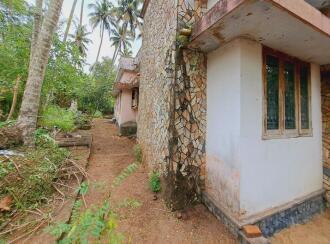 Residential House Villa for Sale in Alleppey, Alappuzha, Thathampally, St. Michael’s School