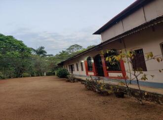 Residential House Villa for Sale in Pathanamthitta, Mallappally, Kalloopara, near Madukkoli jn, Thiruvalla - Mallappally Rd, Mallappally