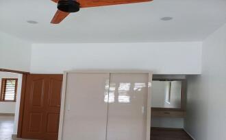 Residential House Villa for Sale in Ernakulam, Aluva, Kadungalloor, Green Fields Lane