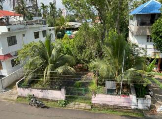 Residential Land for Sale in Thrissur, Thrissur, Kizhakkumpattukara, 2 Km from Thrissur round