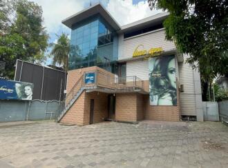Commercial Building for Sale in Thrissur, Thrissur, Chembukkavu, Near Old Zoo , Thrissur