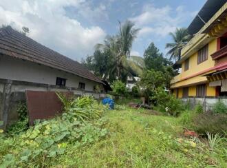 Residential Land for Sale in Thrissur, Ollukkara, Kalathode, Near Honda Car showroom
