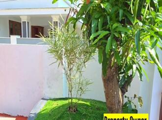 Residential House Villa for Sale in Ernakulam, Vyttila, Chalikkavattom