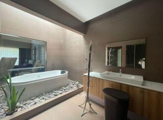 Residential House Villa for Sale in Trivandrum, Vazhayila, Karakulam