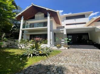 Residential House Villa for Sale in Trivandrum, Vazhayila, Karakulam