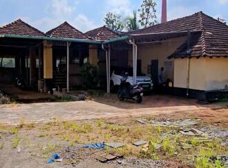 Commercial Building for Rent in Thrissur, Chalakudy, Ashtamichira, ANNALLUR TIELS FACTORY