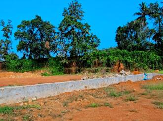 Commercial Building for Rent in Thrissur, Chalakudy, Ashtamichira, ANNALLUR TIELS FACTORY